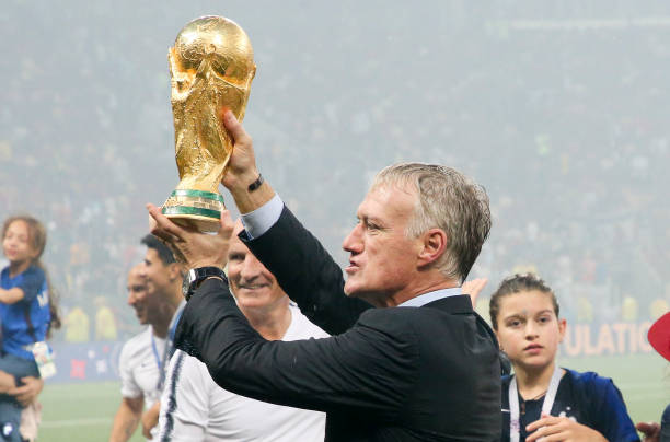 以其精湛的 以其精湛的