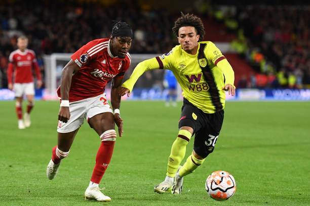 将比赛纳入 将比赛纳入